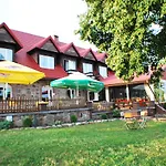 Okragle & Safari Guest house