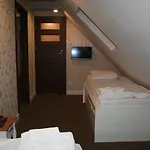 Guest house Okragle & Safari