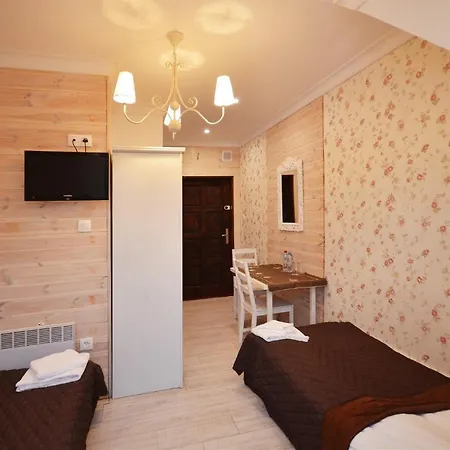 Guest house Okragle & Safari